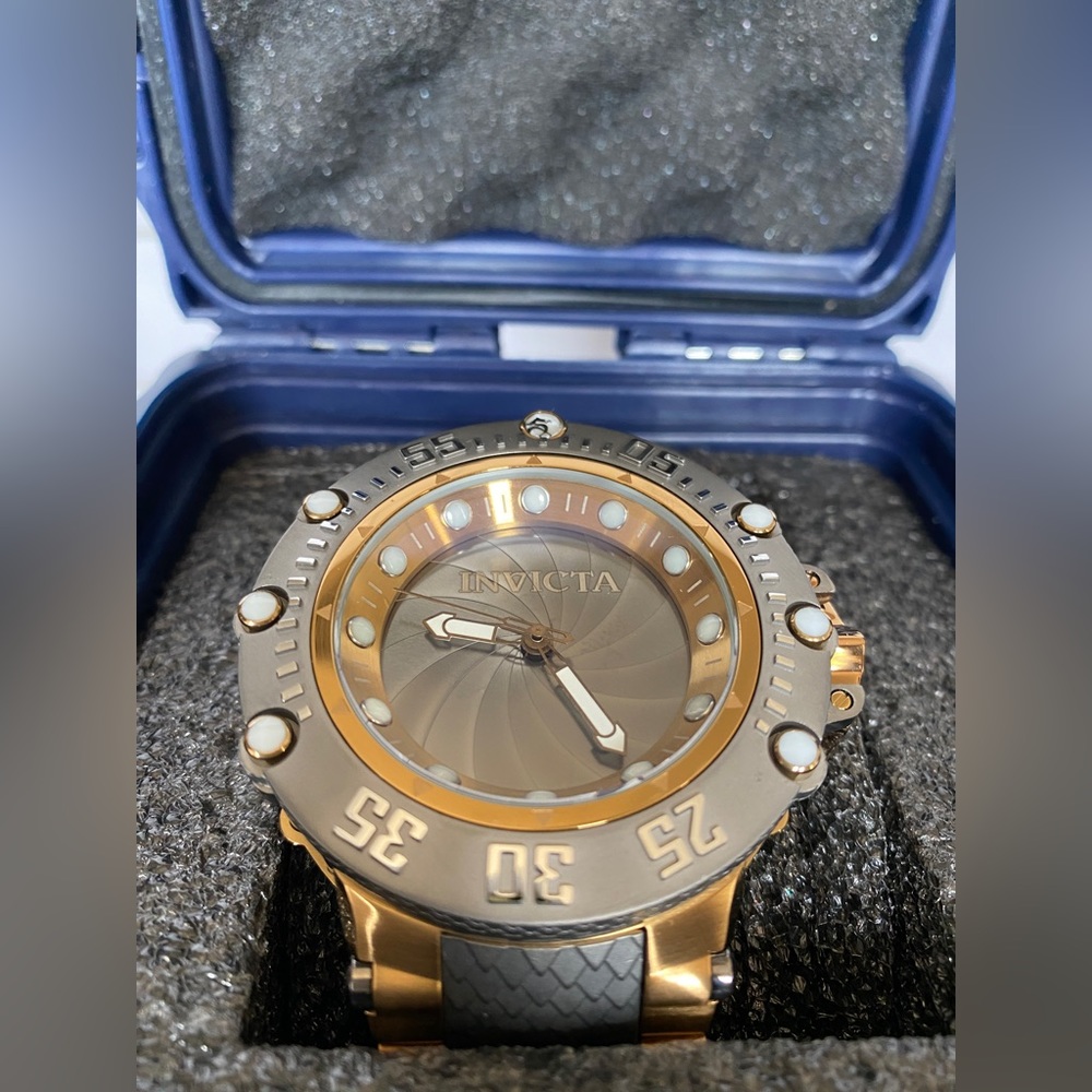 Invicta Limited Edition Watch - Picture 3 of 16